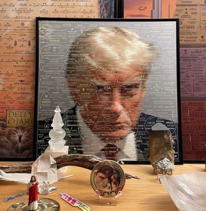 Trump Mugshot Q-WEB 2023, 18" - Image 2